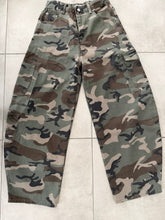 Charger l'image dans la galerie, pantalon CAMO
