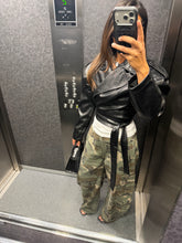 Charger l'image dans la galerie, pantalon CAMO
